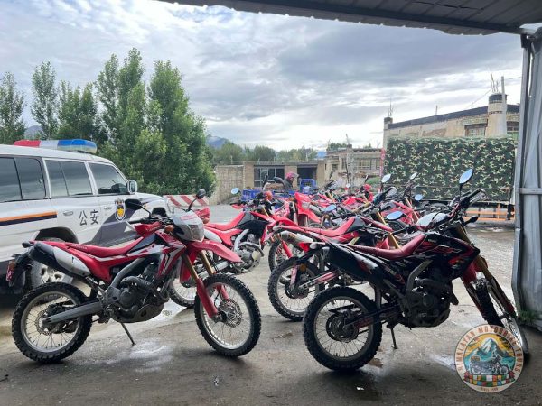 Road Riding to Everest Motorbike Tour via Lhasa